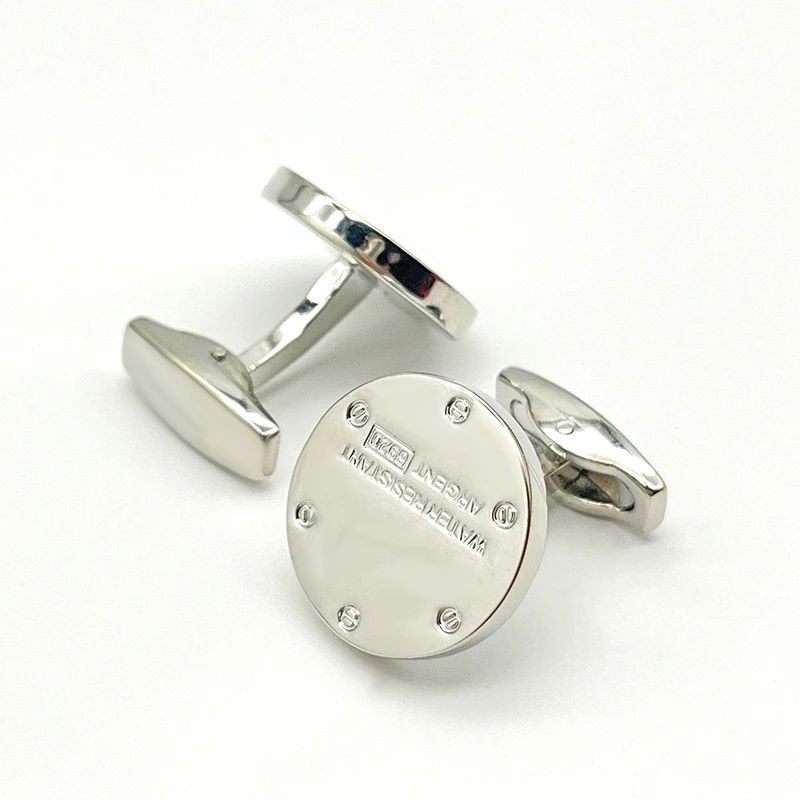 Boutons de manchette argentés ronds style dos de montre